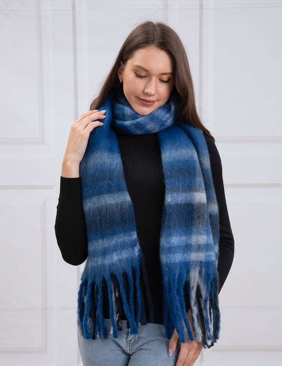 Fleece Scarf in Blue Plaid