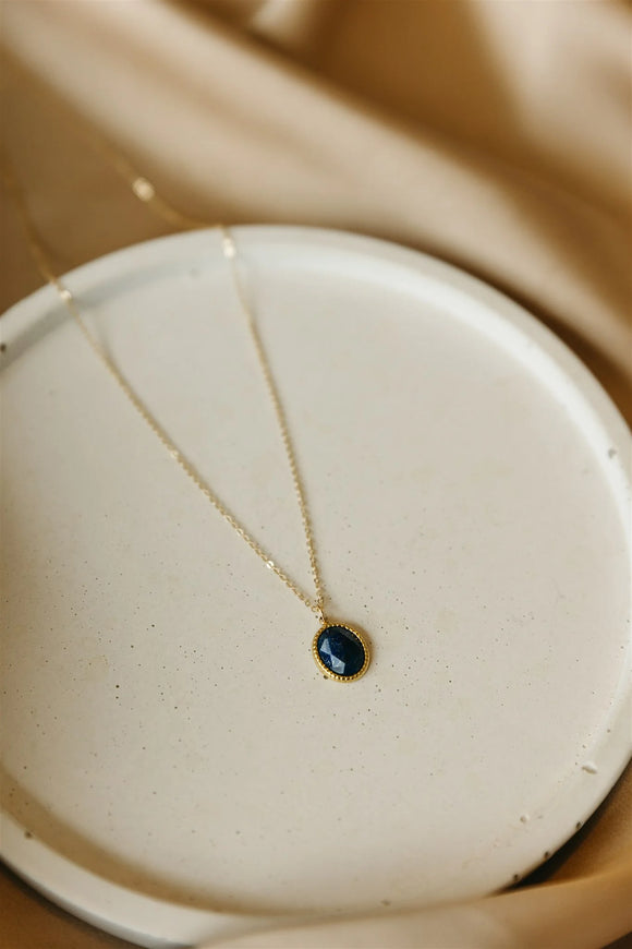 elizabeth.lyn Enid Necklace - Available in Lapis and Quartz