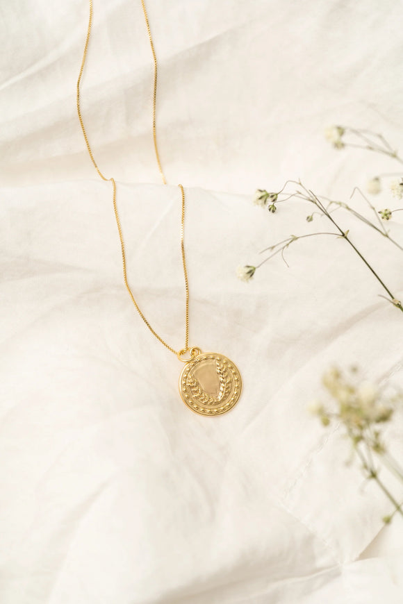 Kali & Sun Laurel Necklace